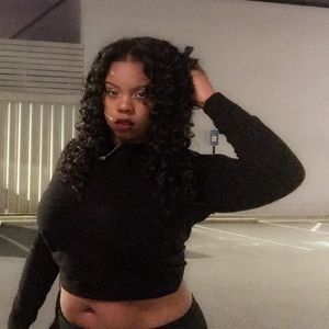 Meet your Posher, Kaylin